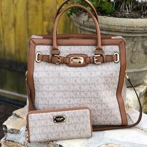 NWT Michael Kors khaki Hamilton handbag&wallet